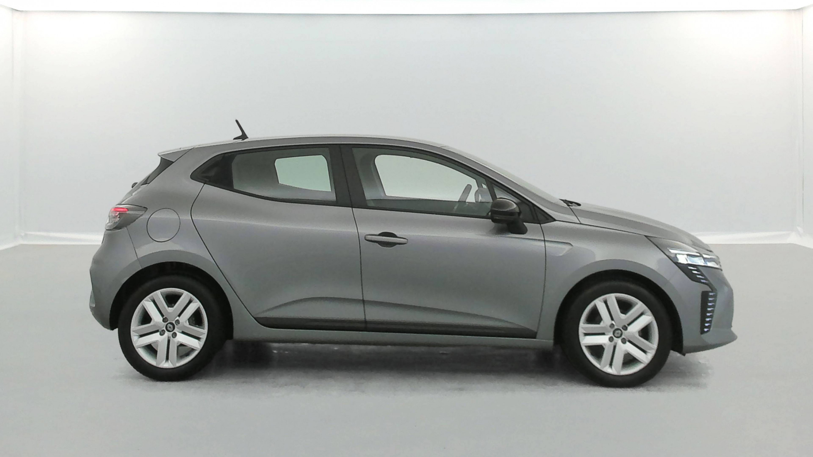 Vente en ligne Renault Clio 5 Clio TCe 90 ch GSR2 au prix de 15 800 €