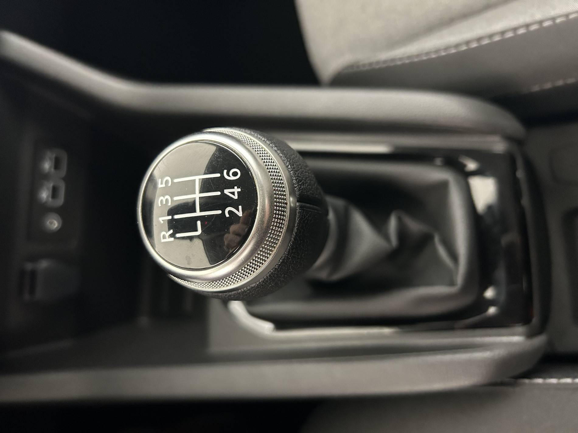 Vente en ligne Renault Clio 5 Clio TCe 90 ch GSR2 au prix de 15 800 €