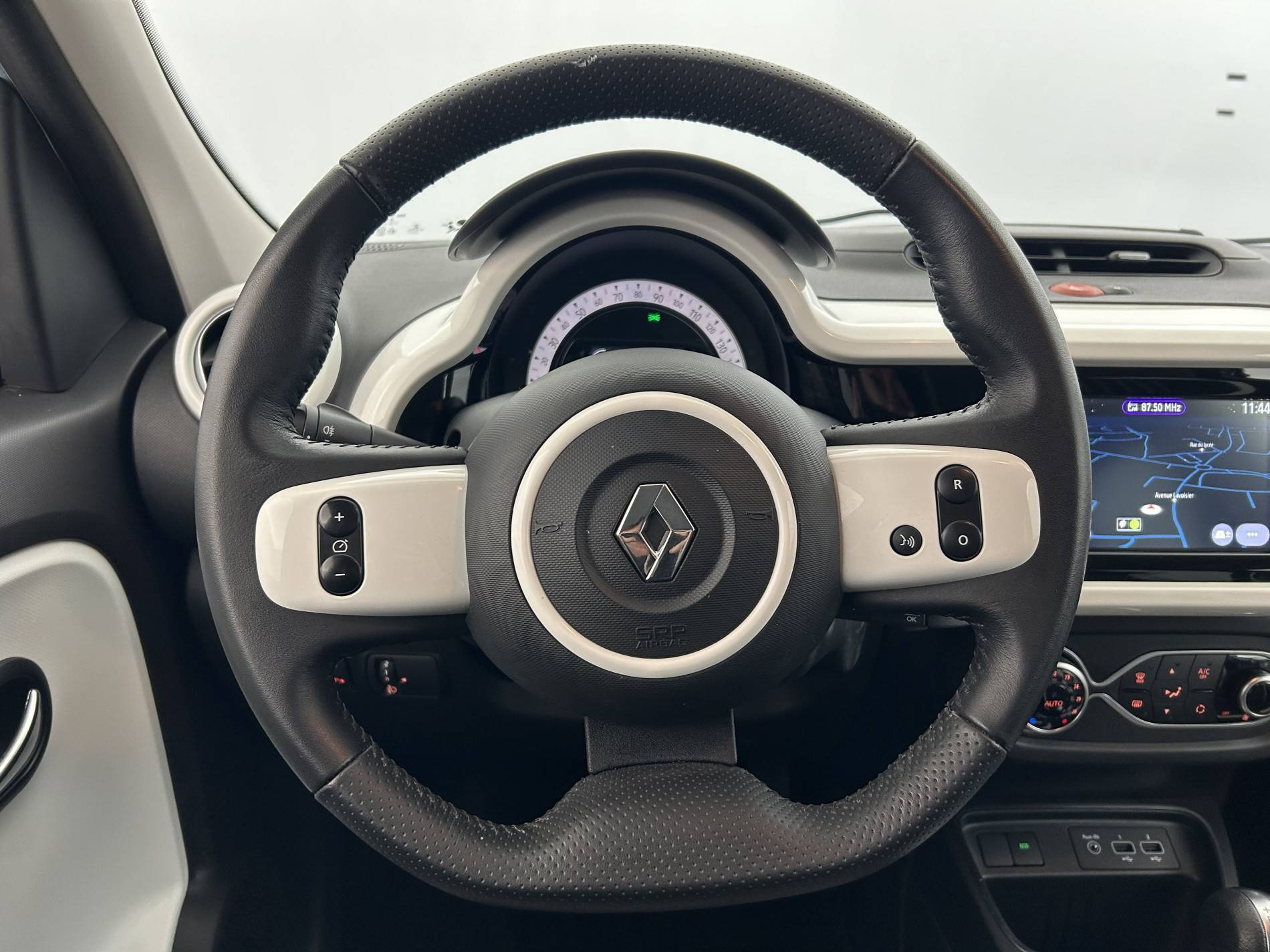 Vente en ligne Renault Twingo Electrique Twingo III E-Tech au prix de 12 500 €