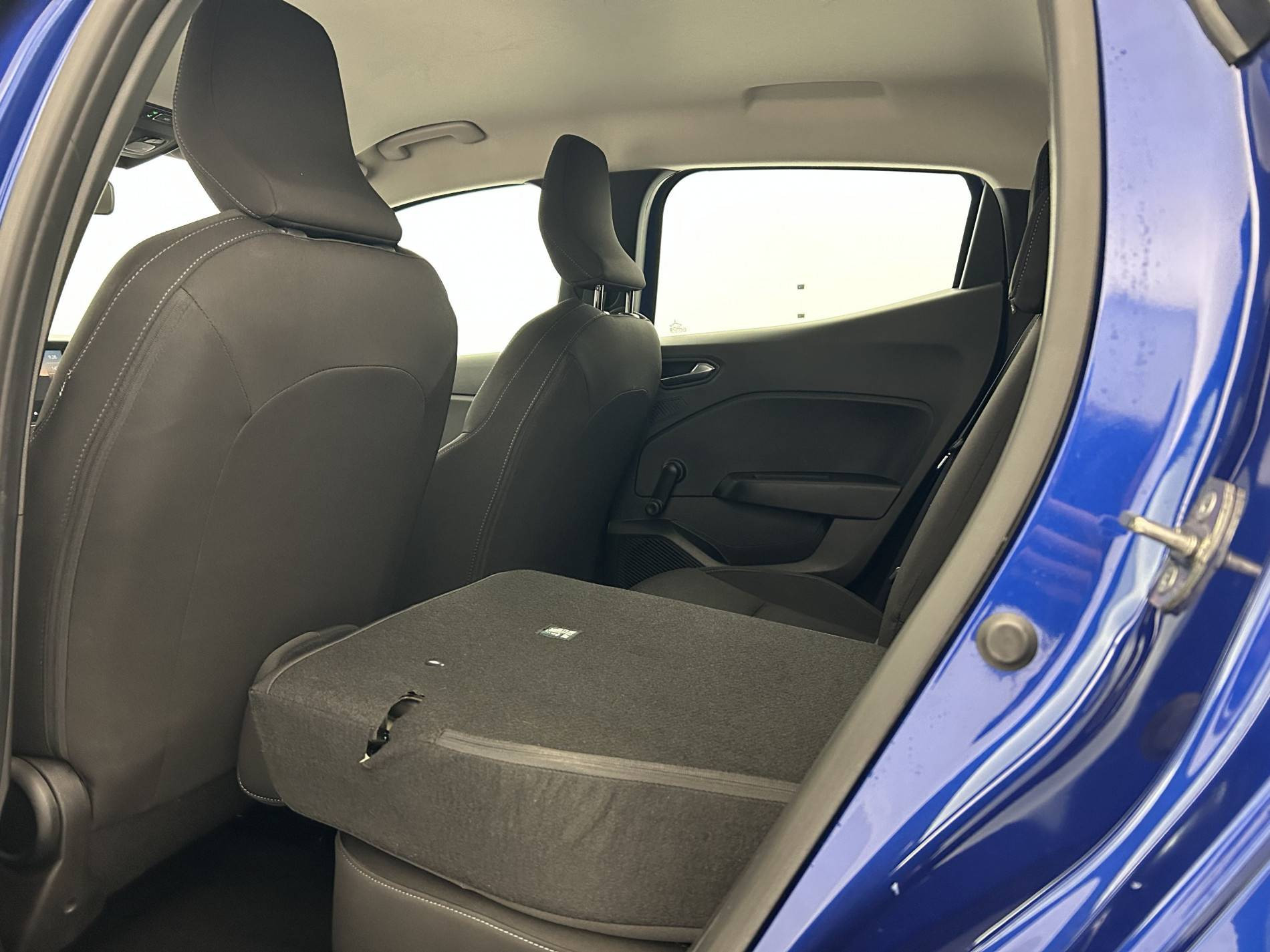 Vente en ligne Renault Clio 5 Clio TCe 90 au prix de 14 050 €