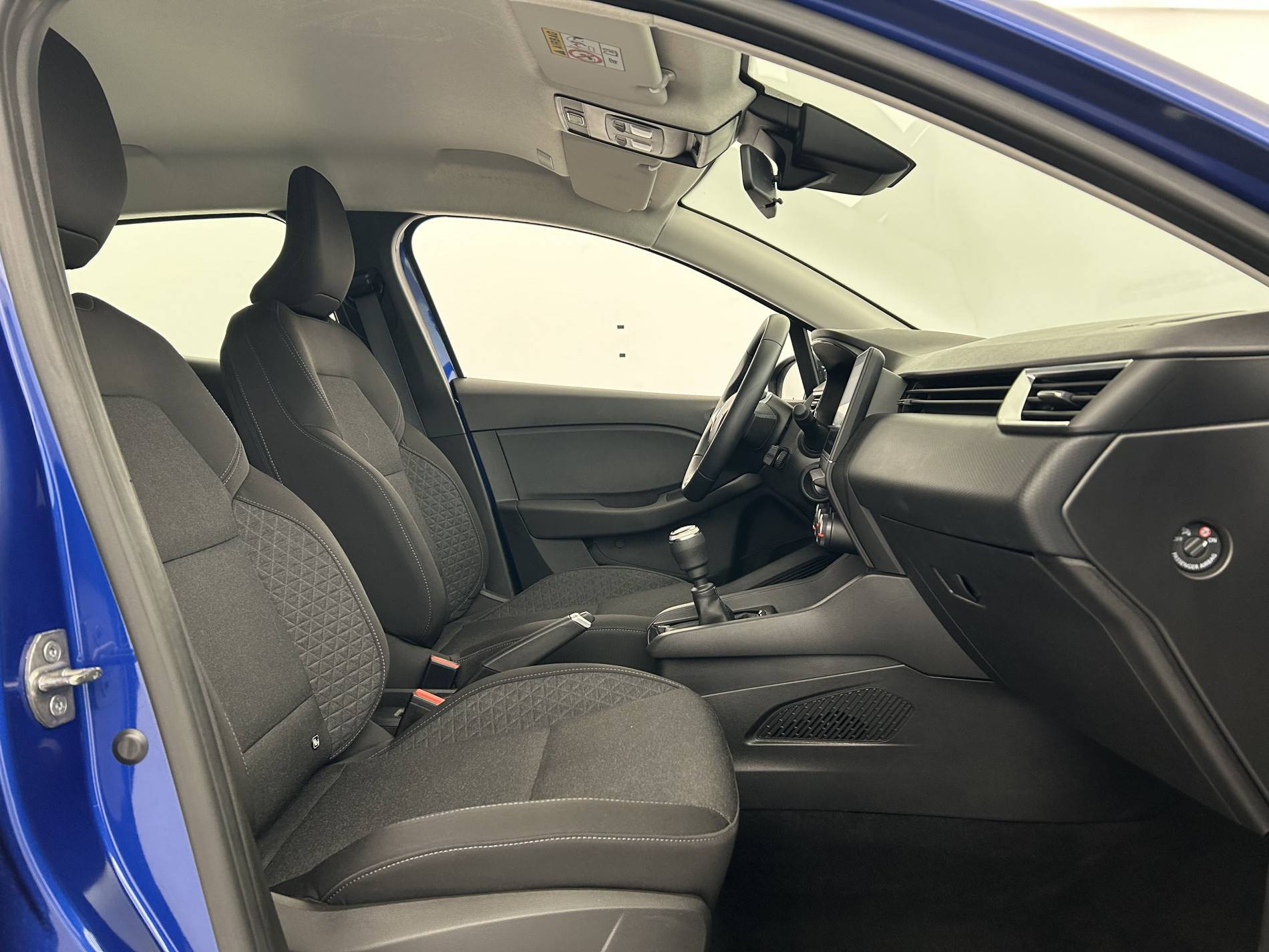 Vente en ligne Renault Clio 5 Clio TCe 90 au prix de 14 050 €