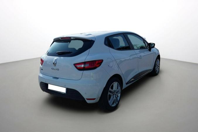 Vente en ligne Renault Clio 4 Clio TCe 90 E6C au prix de 10 850 €