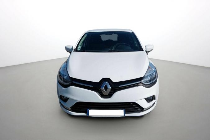 Vente en ligne Renault Clio 4 Clio TCe 90 E6C au prix de 10 850 €