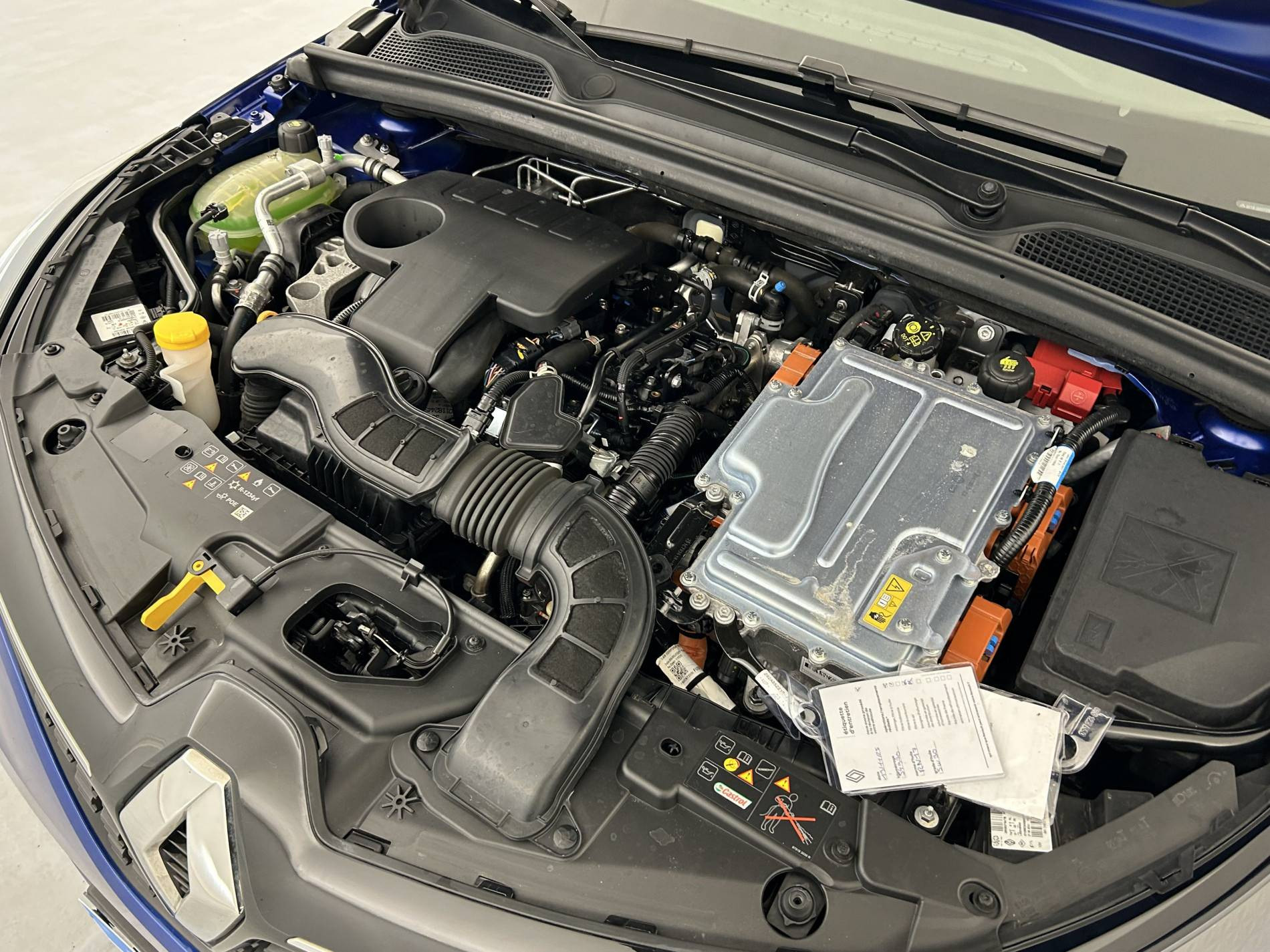 Vente en ligne Renault Clio 5 Clio E-Tech 140 - 21N au prix de 16 450 €