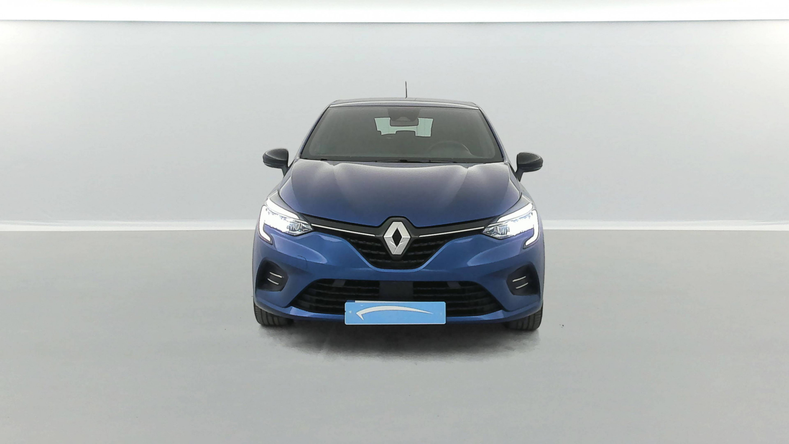 Vente en ligne Renault Clio 5 Clio E-Tech 140 - 21N au prix de 16 450 €
