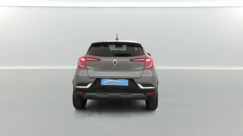 Vente en ligne Renault Captur  E-Tech 145 - 21 au prix de 19 790 €