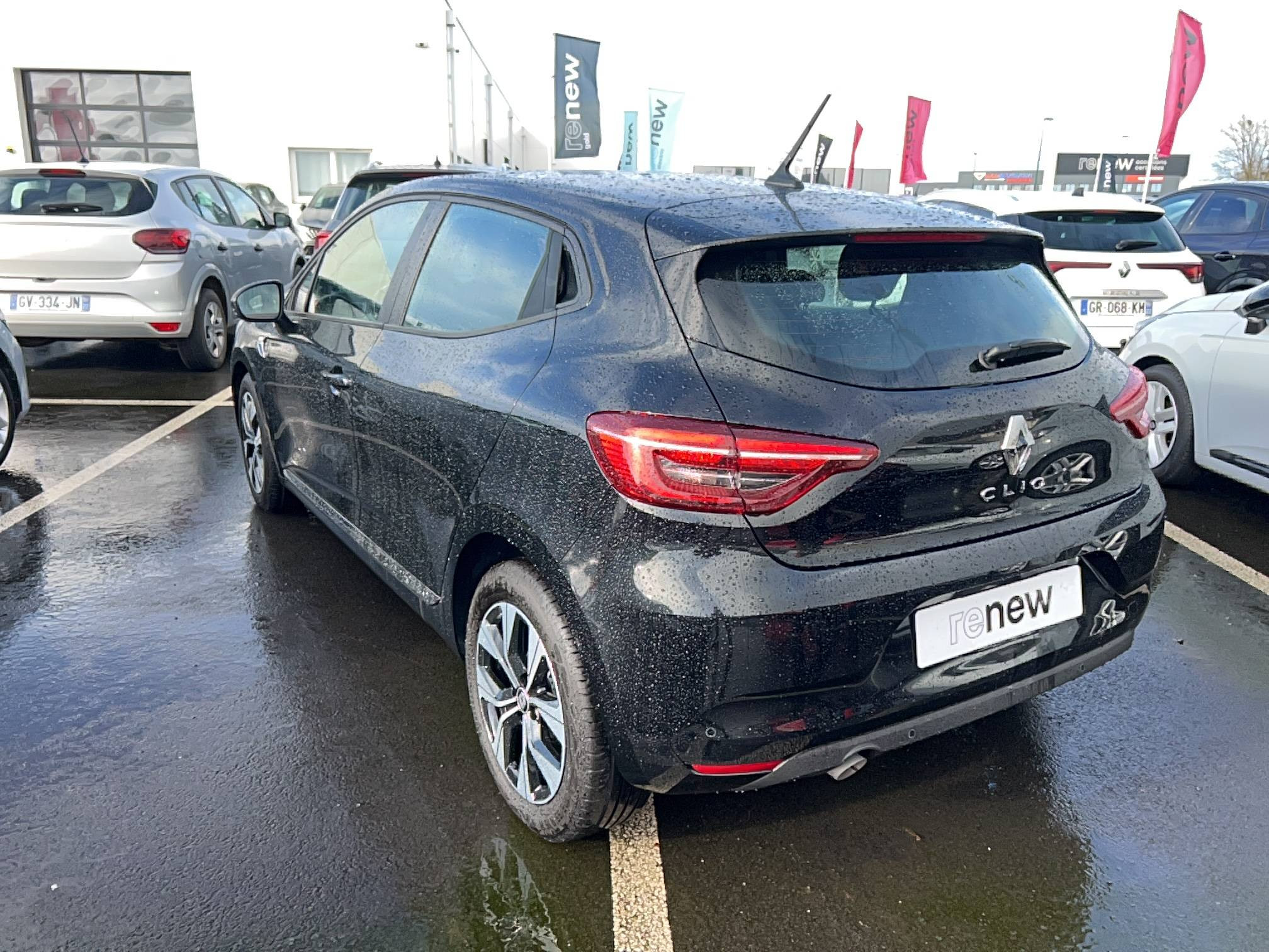 Vente en ligne Renault Clio 5 Clio TCe 90 - 21 au prix de 14 300 €