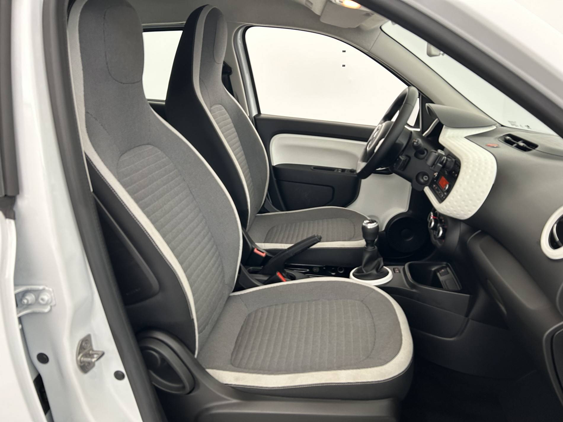 Vente en ligne Renault Twingo 3  SCe 65 au prix de 10 250 €