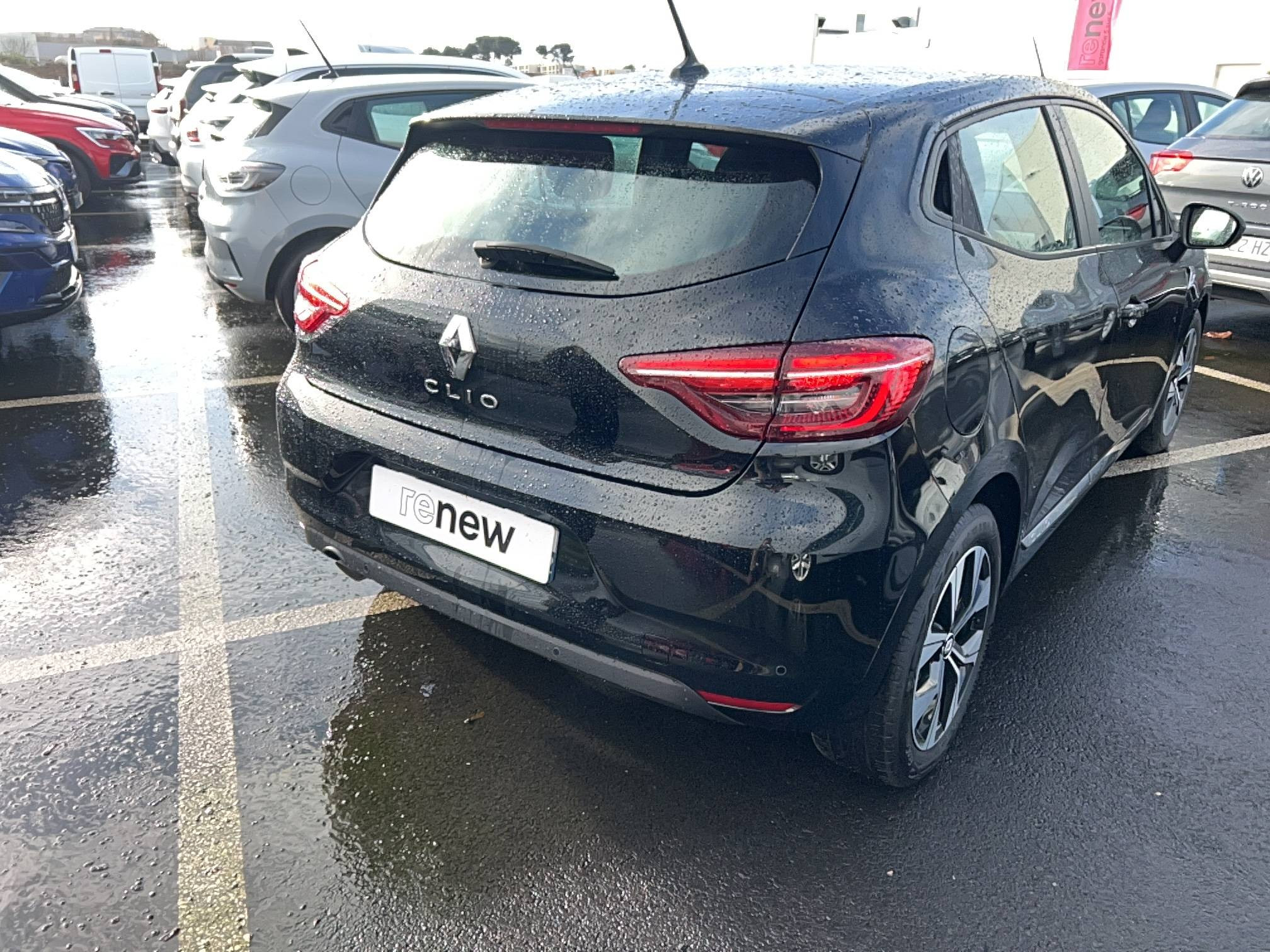 Vente en ligne Renault Clio 5 Clio TCe 90 - 21 au prix de 14 300 €