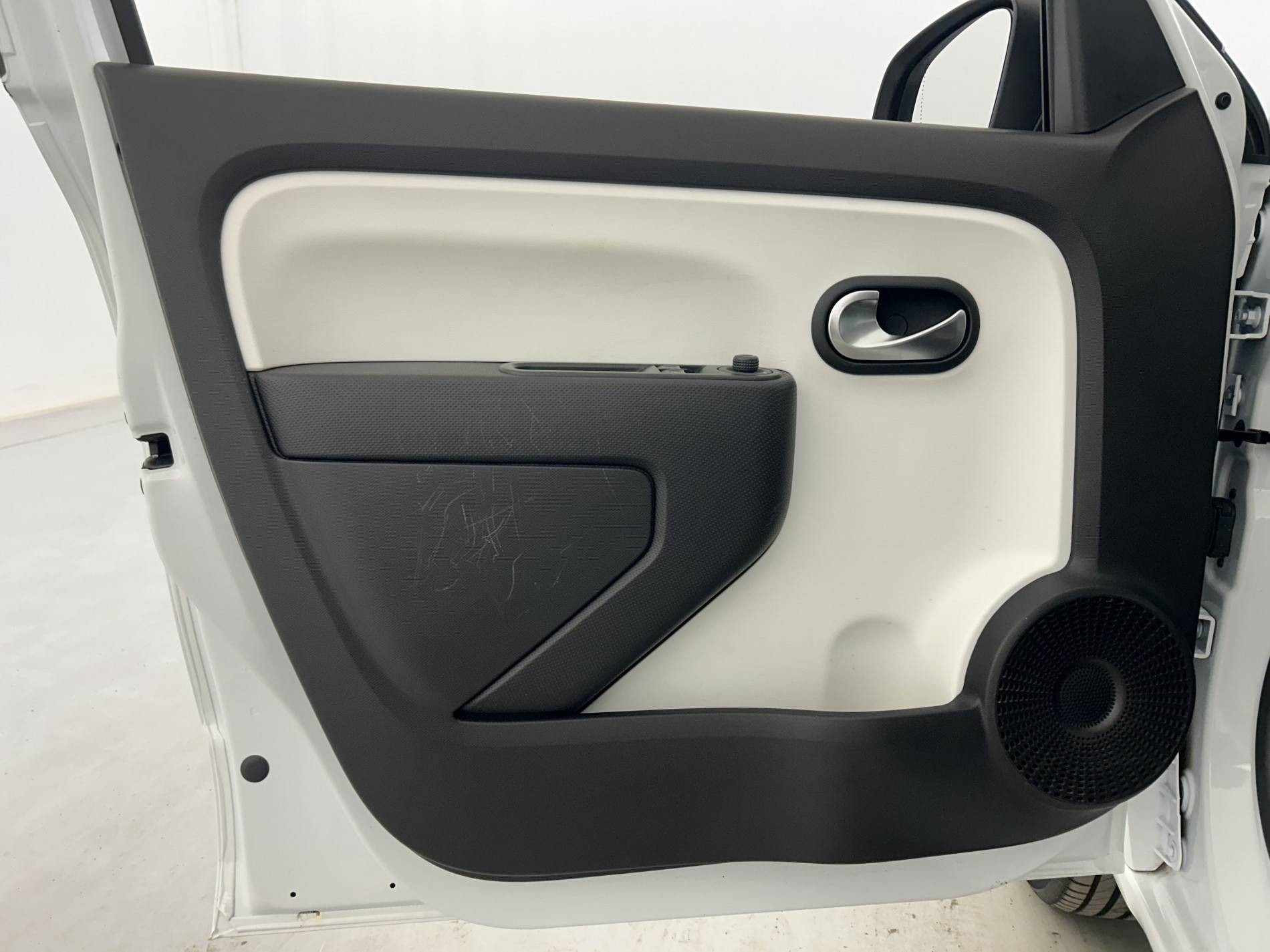 Vente en ligne Renault Twingo 3  SCe 65 au prix de 10 250 €