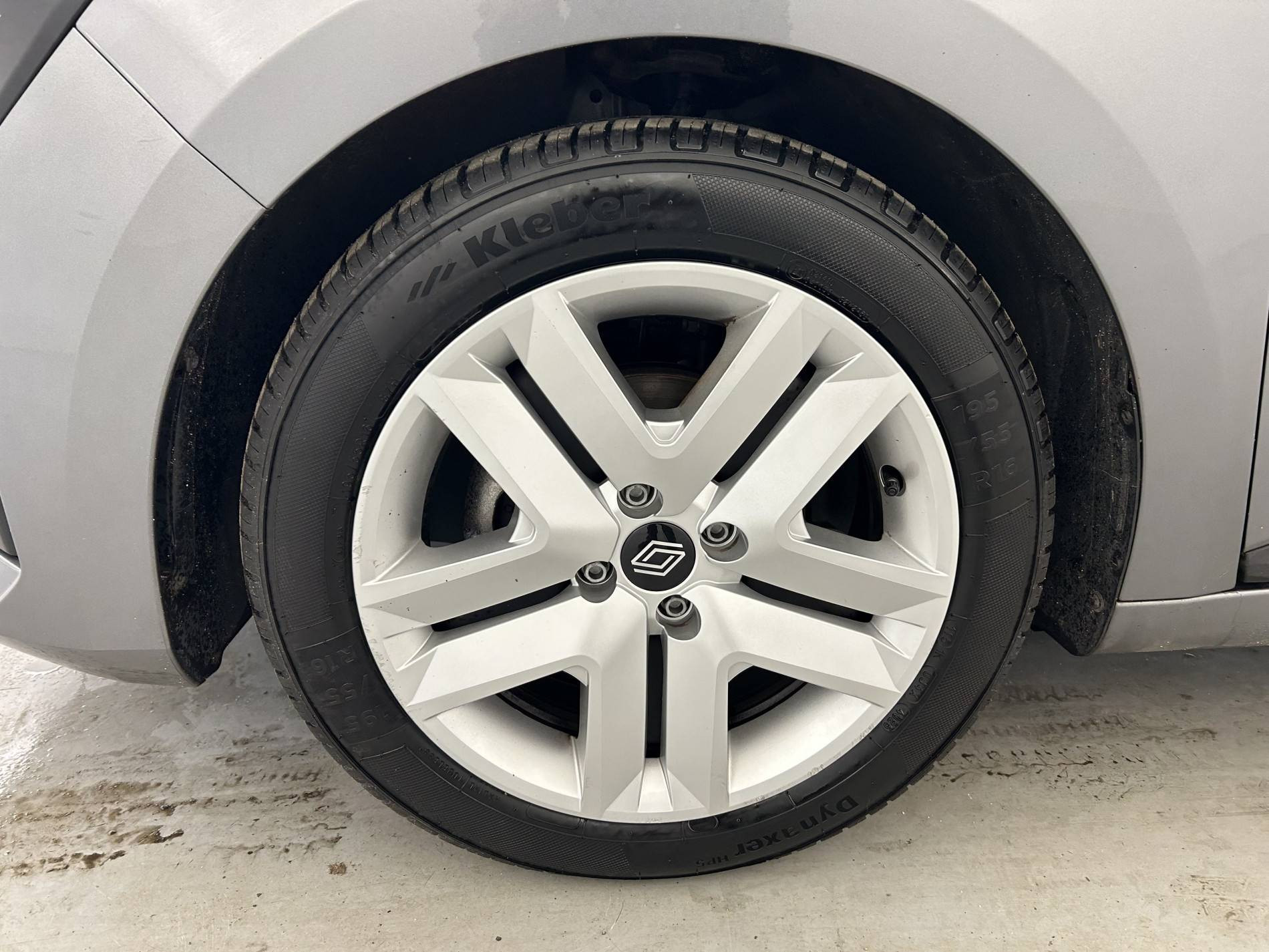 Vente en ligne Renault Clio 5 Clio TCe 90 ch GSR2 au prix de 15 800 €