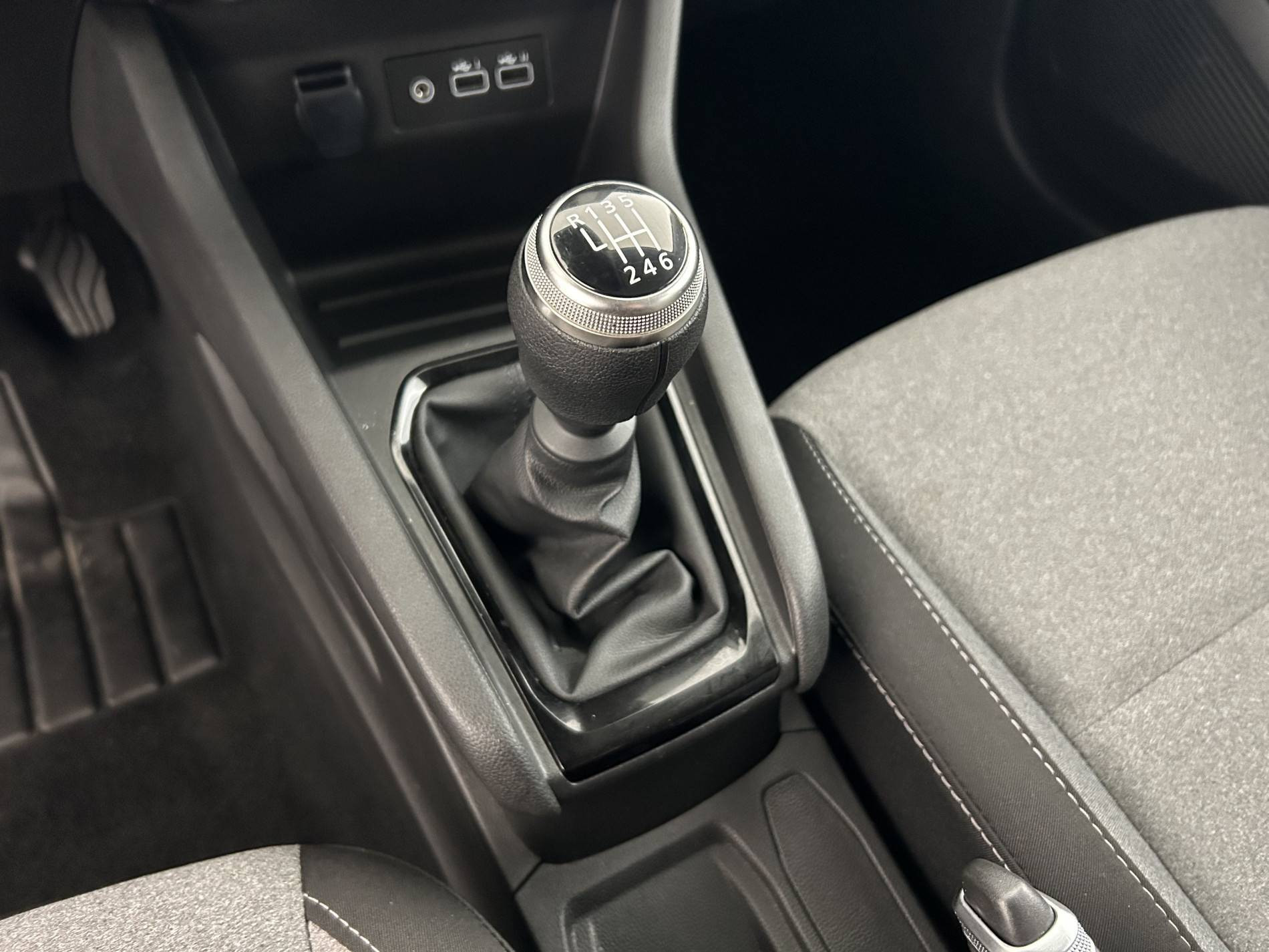 Vente en ligne Renault Clio 5 Clio TCe 90 ch GSR2 au prix de 15 800 €