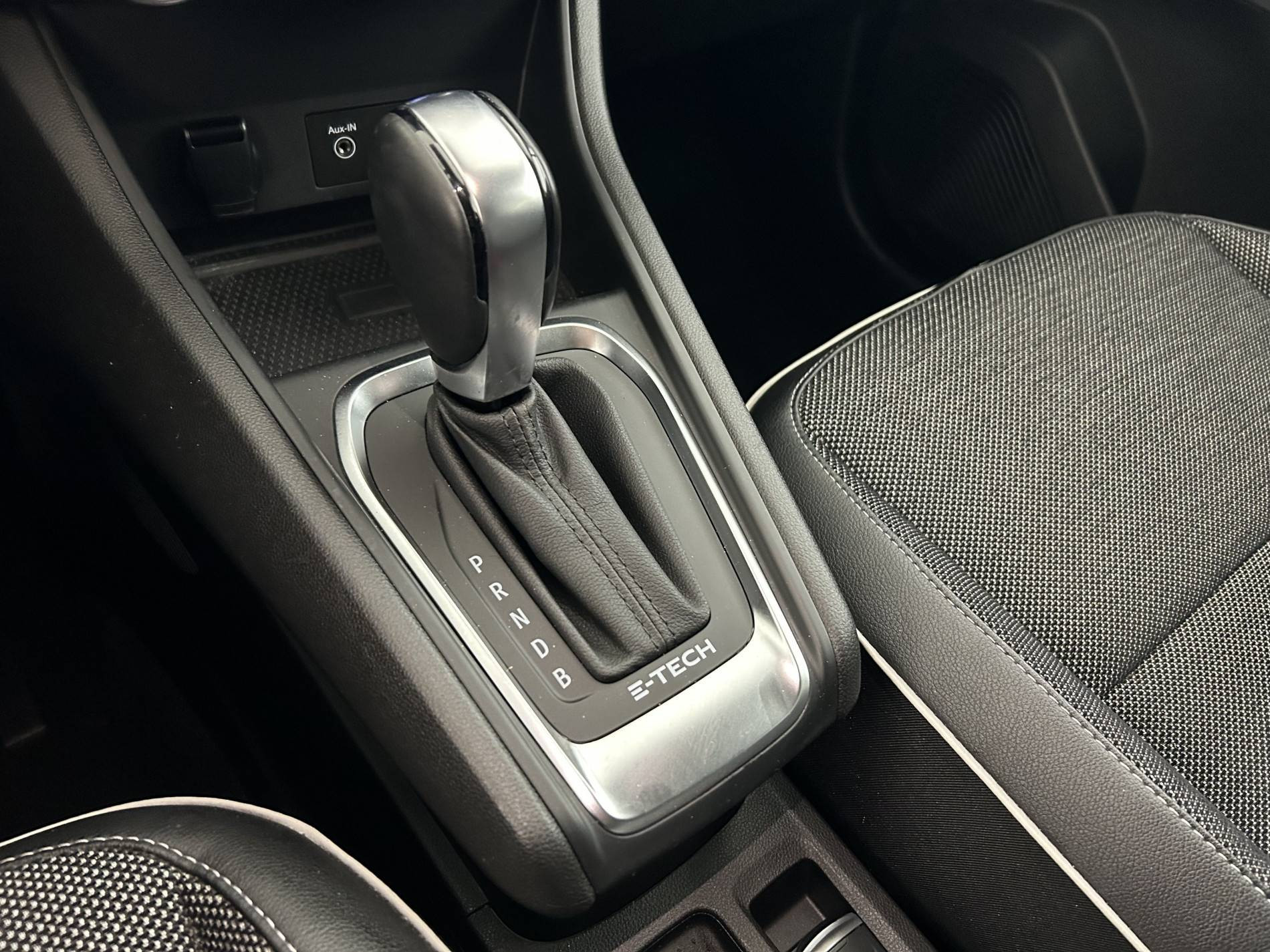 Vente en ligne Renault Captur  E-Tech 145 - 21 au prix de 19 400 €