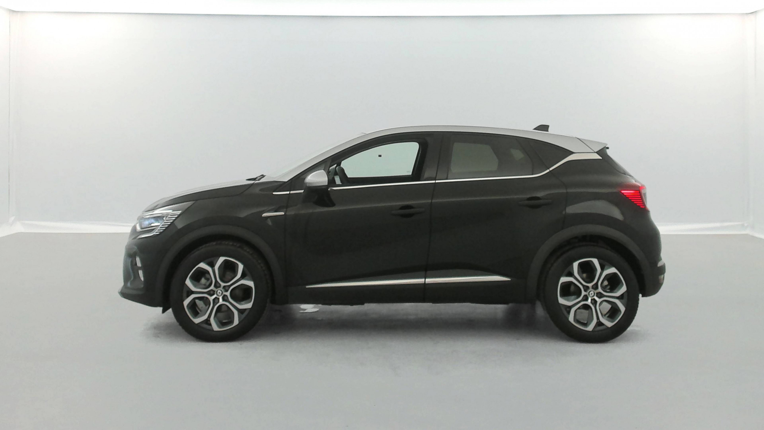 Vente en ligne Renault Captur  E-Tech 145 - 21 au prix de 19 400 €