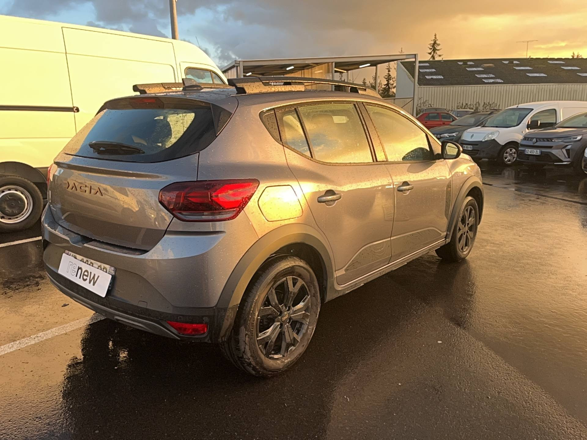 Vente en ligne Dacia Sandero 3  ECO-G 100 GSR2 au prix de 18 300 €