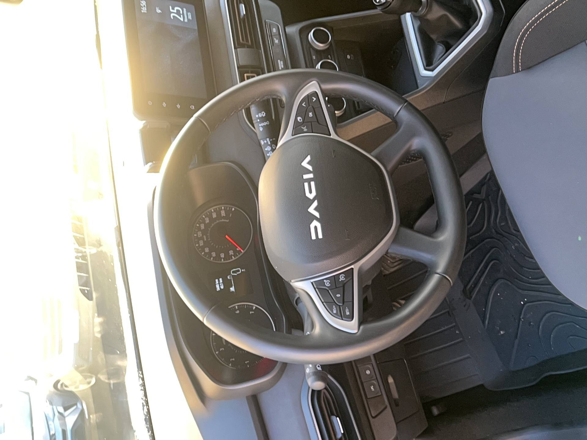 Vente en ligne Dacia Sandero 3  ECO-G 100 GSR2 au prix de 18 300 €