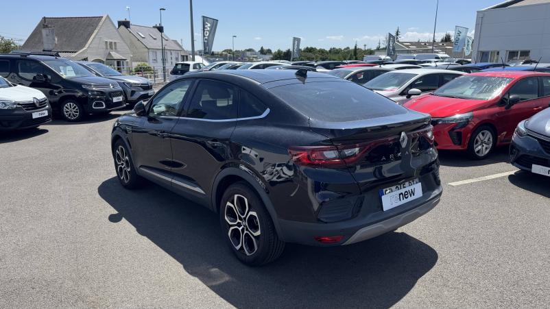 Vente en ligne Renault Arkana  E-Tech hybride 145 - 22 au prix de 25 900 €