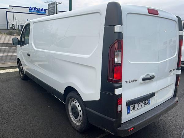 Vente en ligne Renault Trafic 3 Fourgon TRAFIC FGN L2H1 3T BLUE DCI 130 GSR2 au prix de 29 490 €