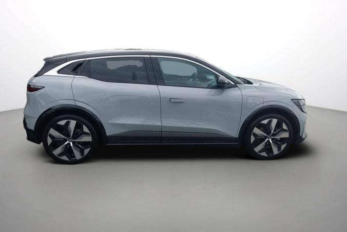 Vente en ligne Renault Megane E-Tech  EV60 220 ch super charge au prix de 24 900 €