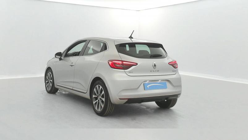Vente en ligne Renault Clio 5 Clio E-Tech 140 au prix de 17 100 €