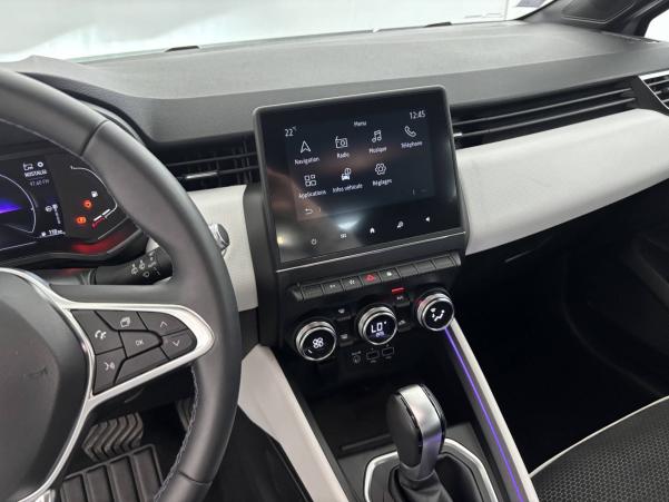 Vente en ligne Renault Clio 5 Clio E-Tech 140 au prix de 17 100 €