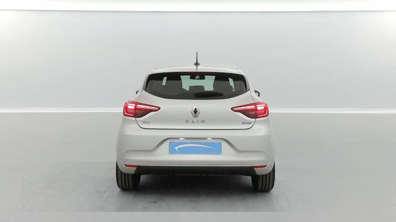 Vente en ligne Renault Clio 5 Clio E-Tech 140 au prix de 17 100 €