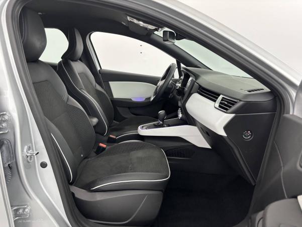 Vente en ligne Renault Clio 5 Clio E-Tech 140 au prix de 17 100 €