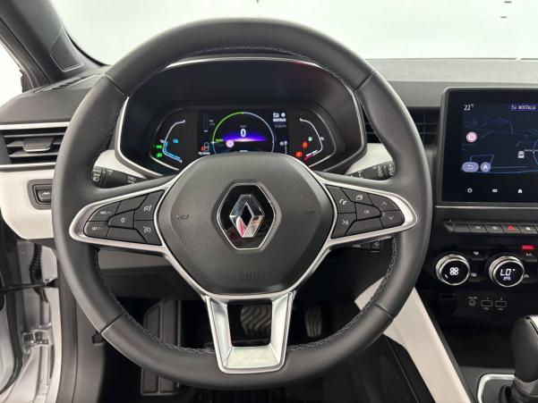 Vente en ligne Renault Clio 5 Clio E-Tech 140 au prix de 17 100 €