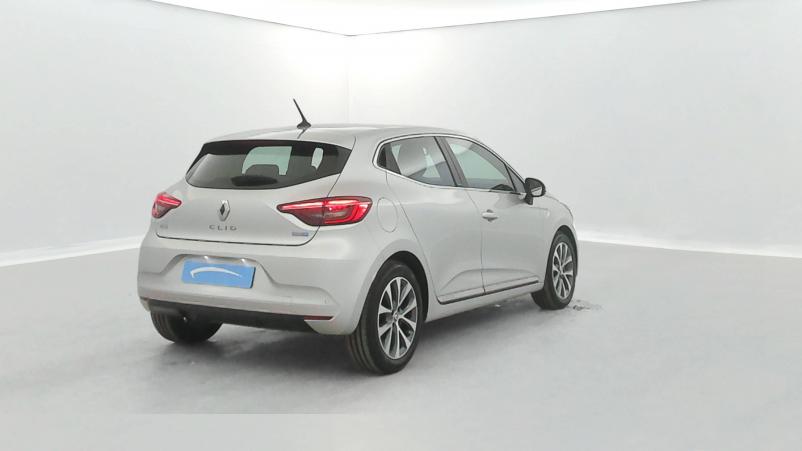 Vente en ligne Renault Clio 5 Clio E-Tech 140 au prix de 17 100 €