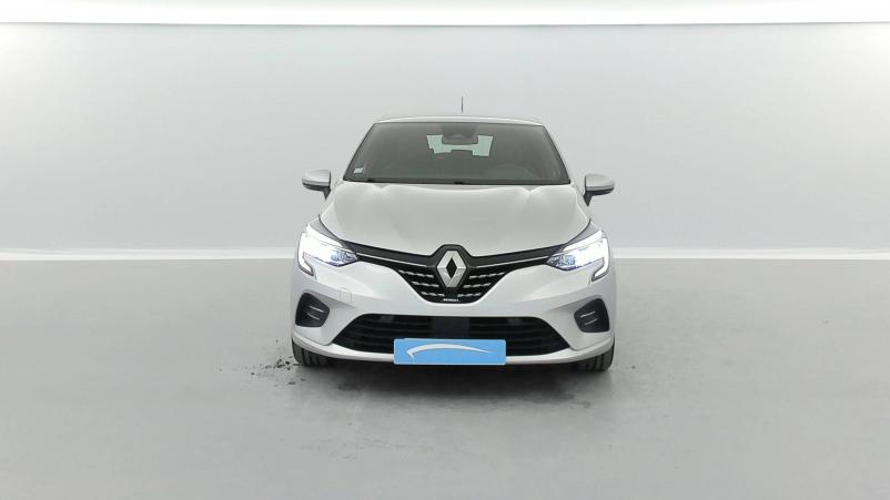 Vente en ligne Renault Clio 5 Clio E-Tech 140 au prix de 17 100 €