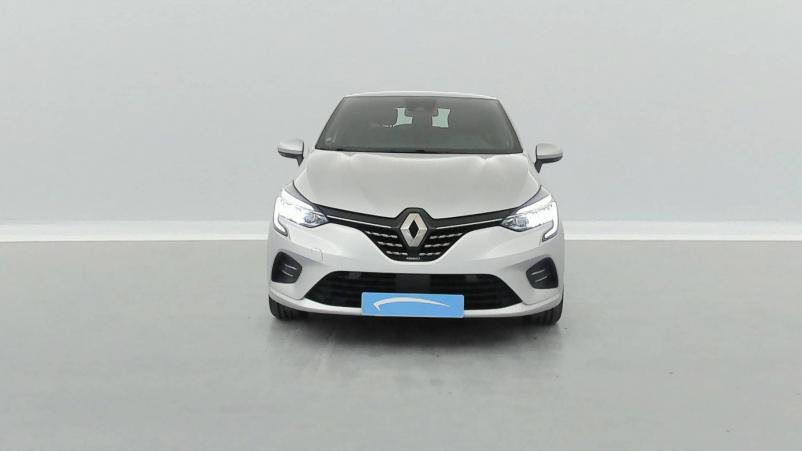 Vente en ligne Renault Clio 5 Clio E-Tech 140 - 21N au prix de 18 600 €