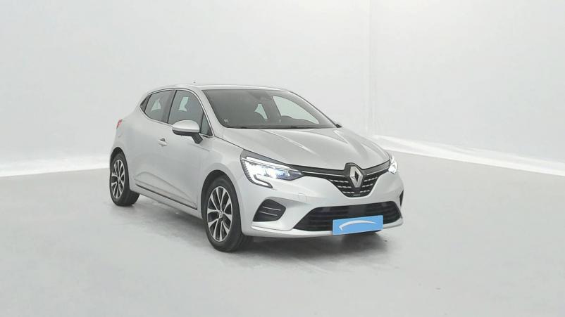 Vente en ligne Renault Clio 5 Clio E-Tech 140 - 21N au prix de 18 600 €