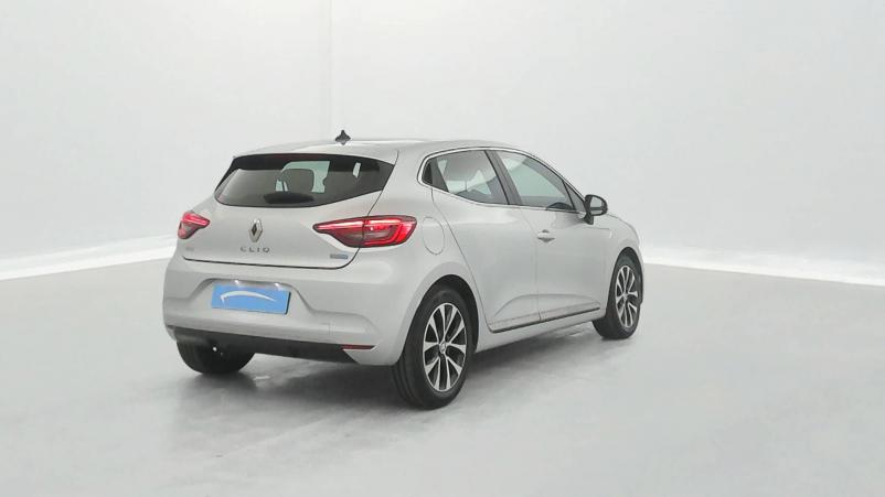 Vente en ligne Renault Clio 5 Clio E-Tech 140 - 21N au prix de 18 600 €