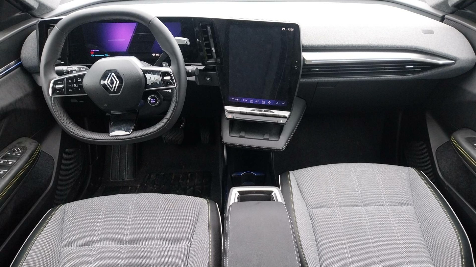 Vente en ligne Renault Scenic E-Tech  220 ch grande autonomie au prix de 37 950 €