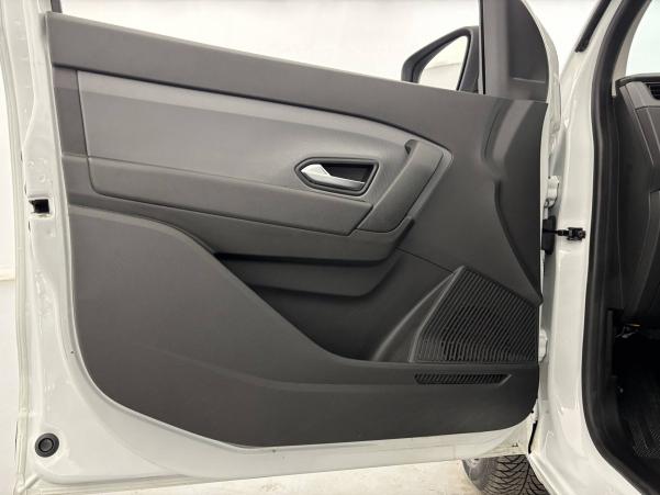 Vente en ligne Renault Express Van  BLUE DCI 95 au prix de 13 680 €