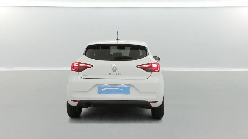 Vente en ligne Renault Clio 5 Clio TCe 90 au prix de 15 390 €