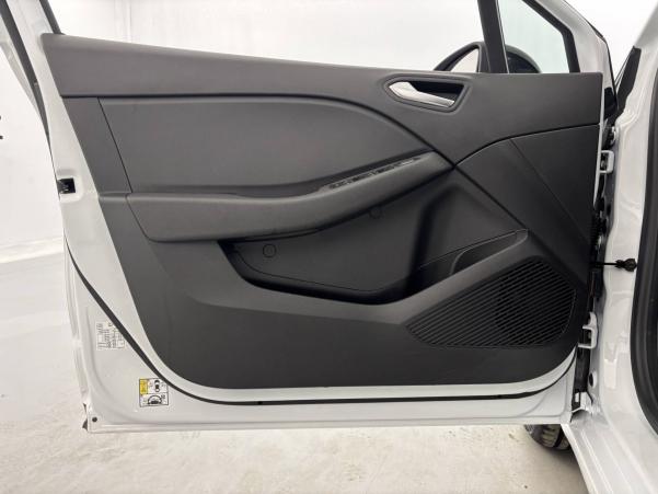 Vente en ligne Renault Clio 5 Clio TCe 90 au prix de 15 390 €