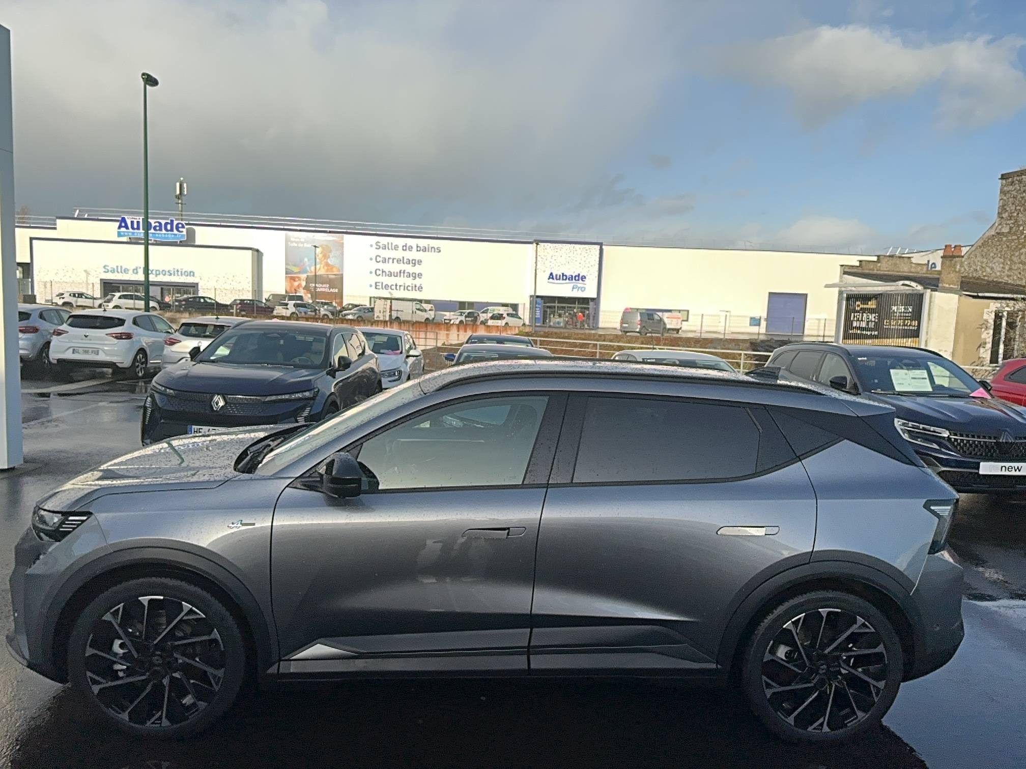 Vente en ligne Renault Scenic E-Tech  220 ch grande autonomie au prix de 44 990 €