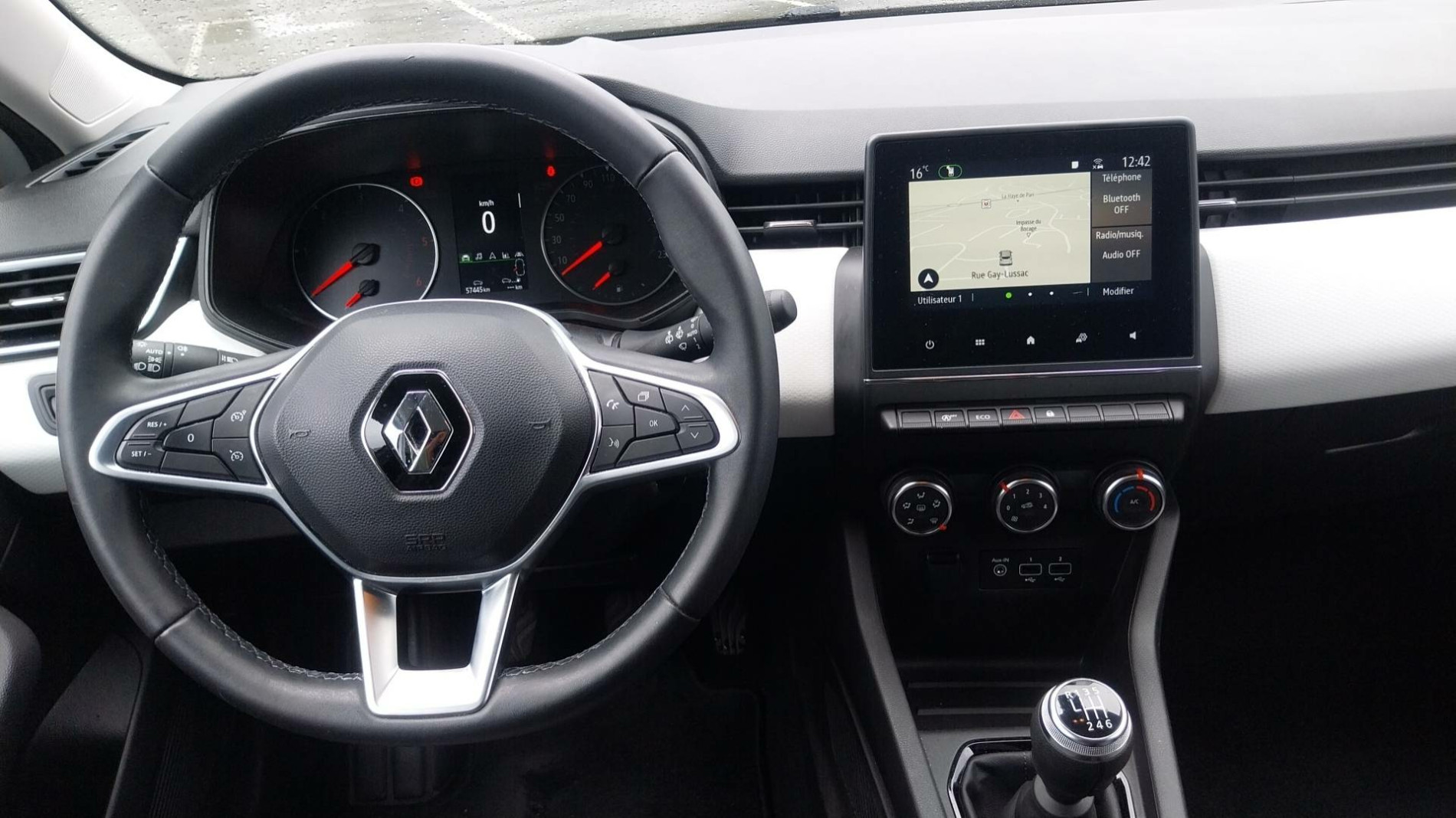 Vente en ligne Renault Clio 5 Clio Blue dCi 100 au prix de 15 100 €