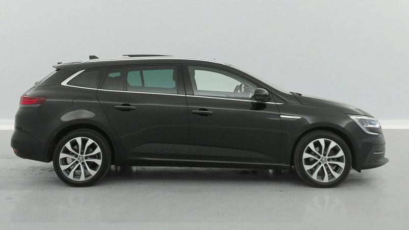 Vente en ligne Renault Megane 4 Estate  Blue dCi 115 EDC au prix de 25 490 €