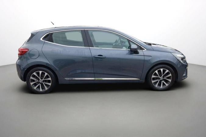 Vente en ligne Renault Clio 5 Clio TCe 90 - 21N au prix de 15 100 €