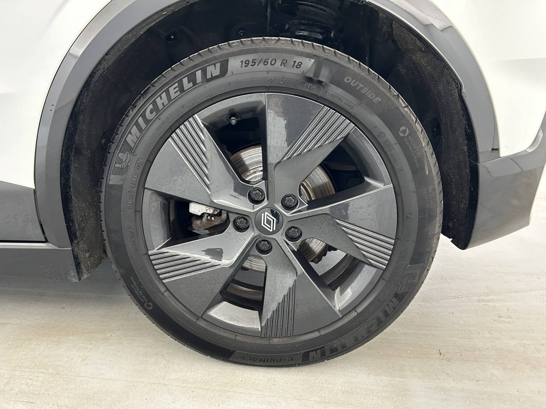 Vente en ligne Renault Megane E-Tech  130 ch autonomie confort GSR2 au prix de 20 000 €