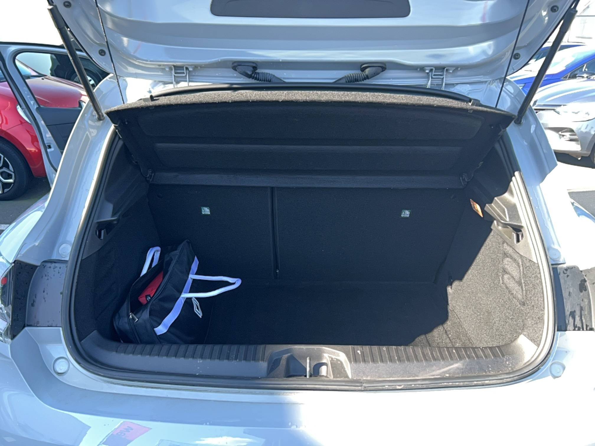 Vente en ligne Renault Clio 5 Clio E-Tech full hybrid 145 ch GSR2 au prix de 23 990 €