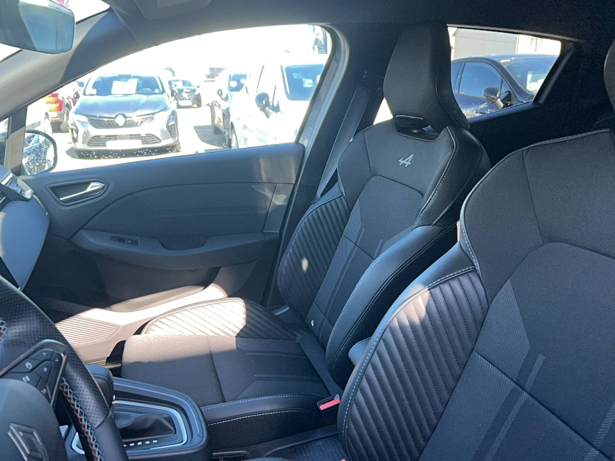 Vente en ligne Renault Clio 5 Clio E-Tech full hybrid 145 ch GSR2 au prix de 23 990 €