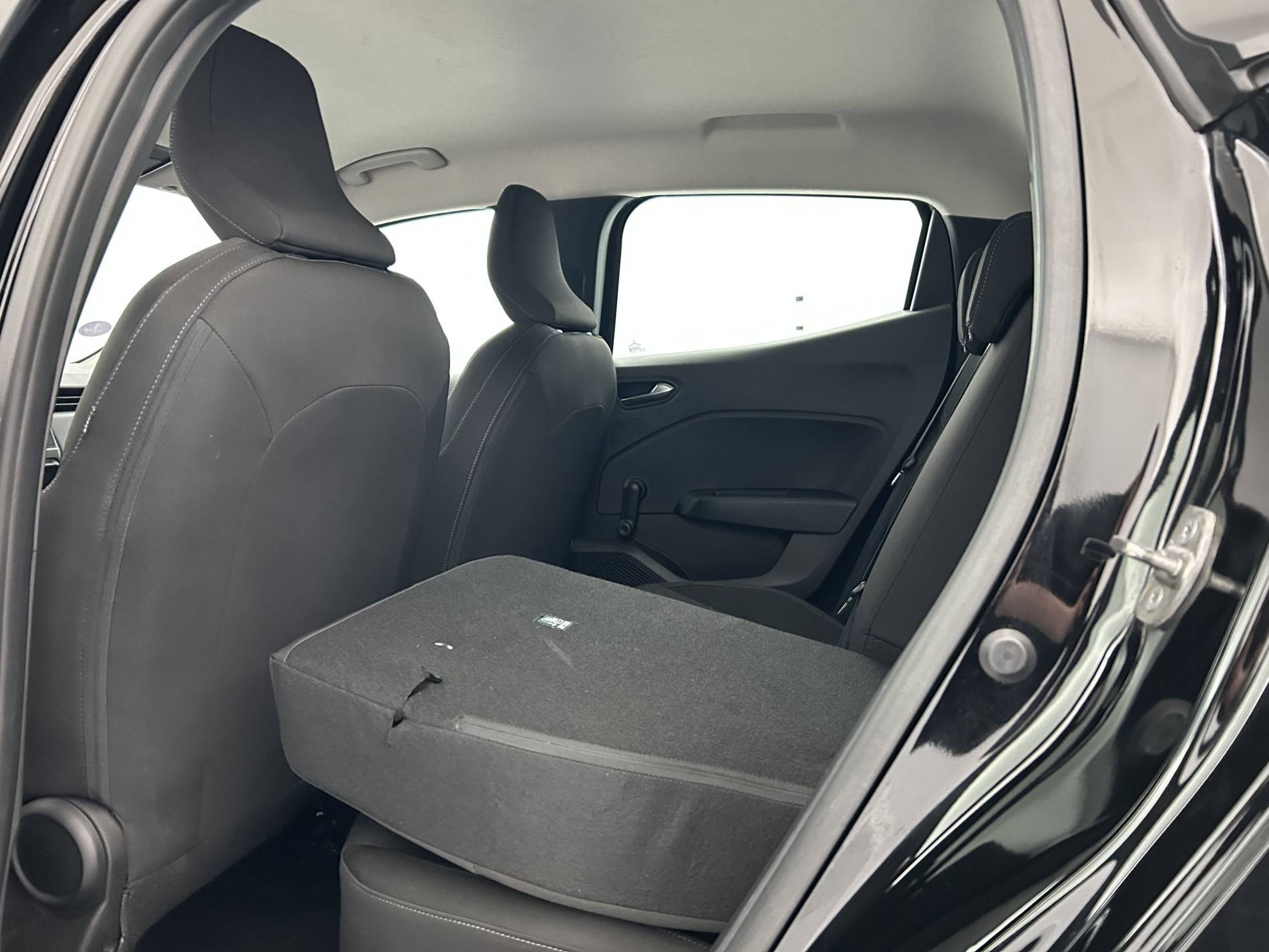 Vente en ligne Renault Clio 5 Clio TCe 90 au prix de 14 300 €