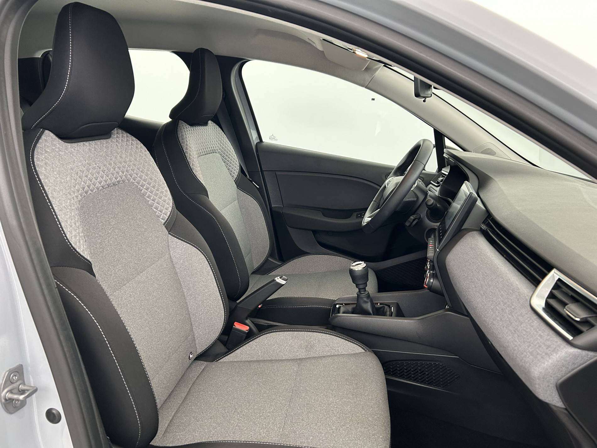 Vente en ligne Renault Clio 5 Clio TCe 90 ch GSR2 au prix de 15 500 €