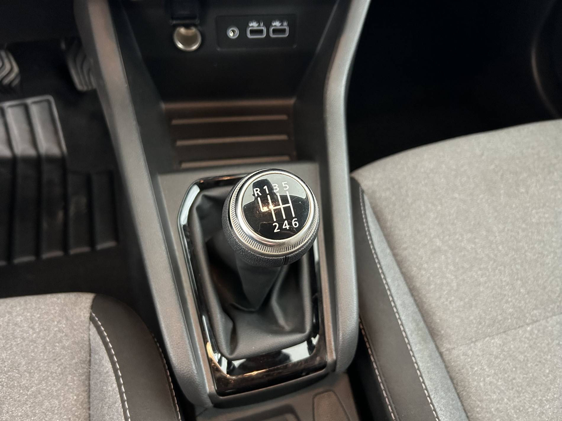 Vente en ligne Renault Clio 5 Clio TCe 90 ch GSR2 au prix de 15 500 €