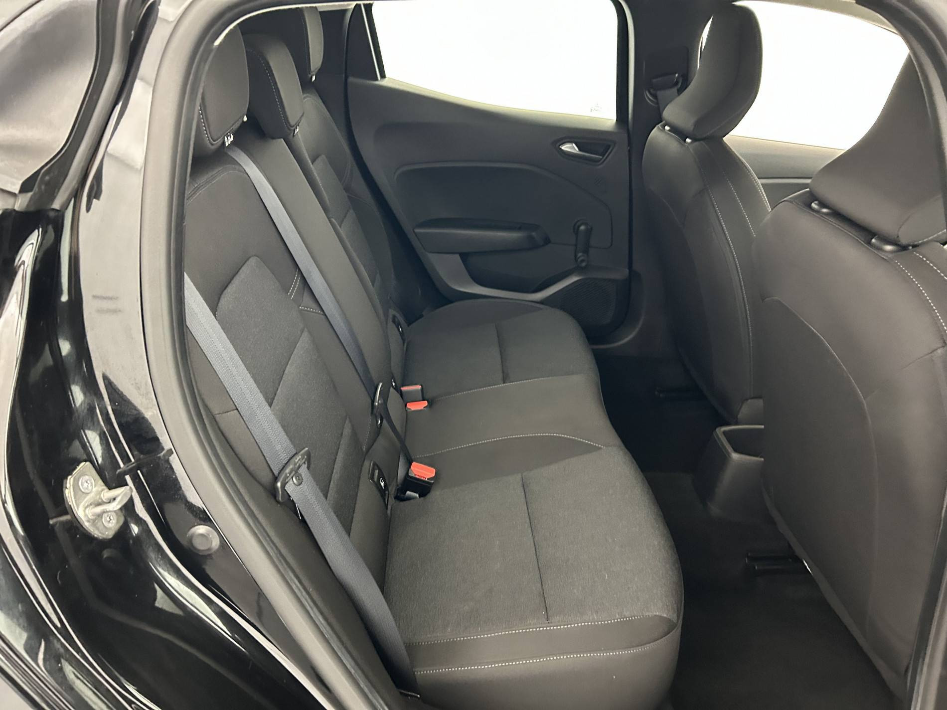 Vente en ligne Renault Clio 5 Clio TCe 90 au prix de 14 190 €