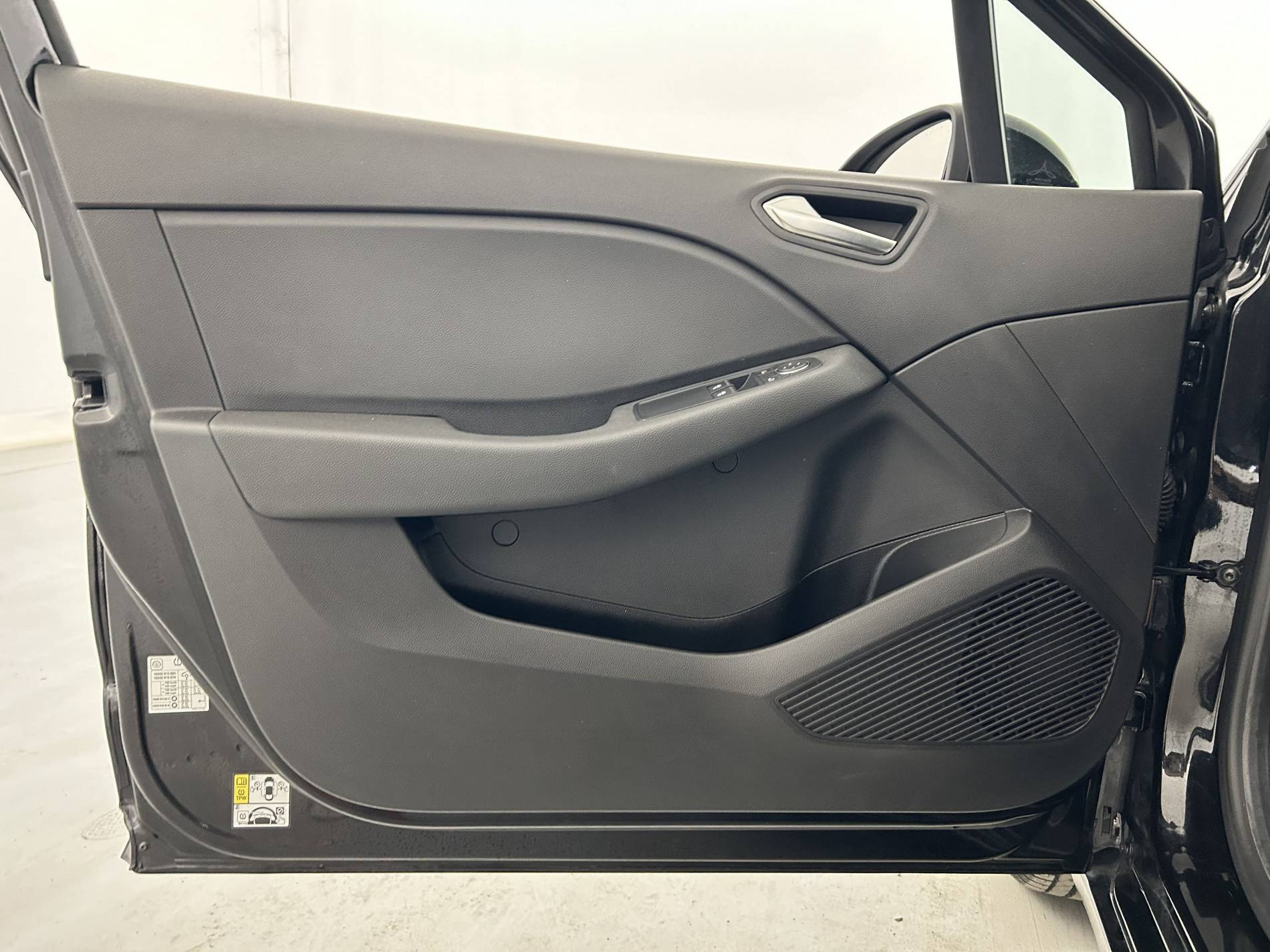 Vente en ligne Renault Clio 5 Clio TCe 90 au prix de 14 190 €