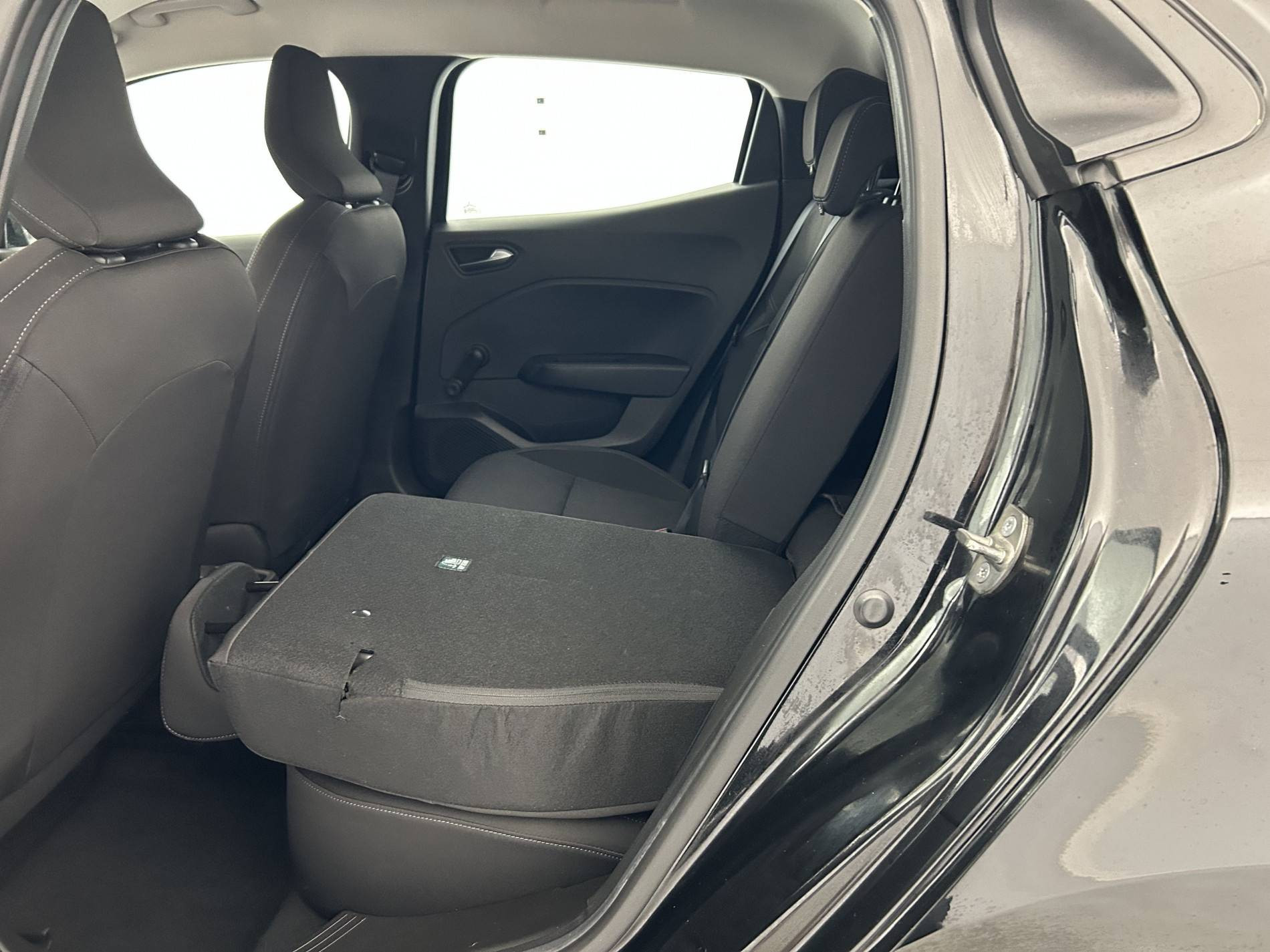 Vente en ligne Renault Clio 5 Clio TCe 90 au prix de 14 190 €